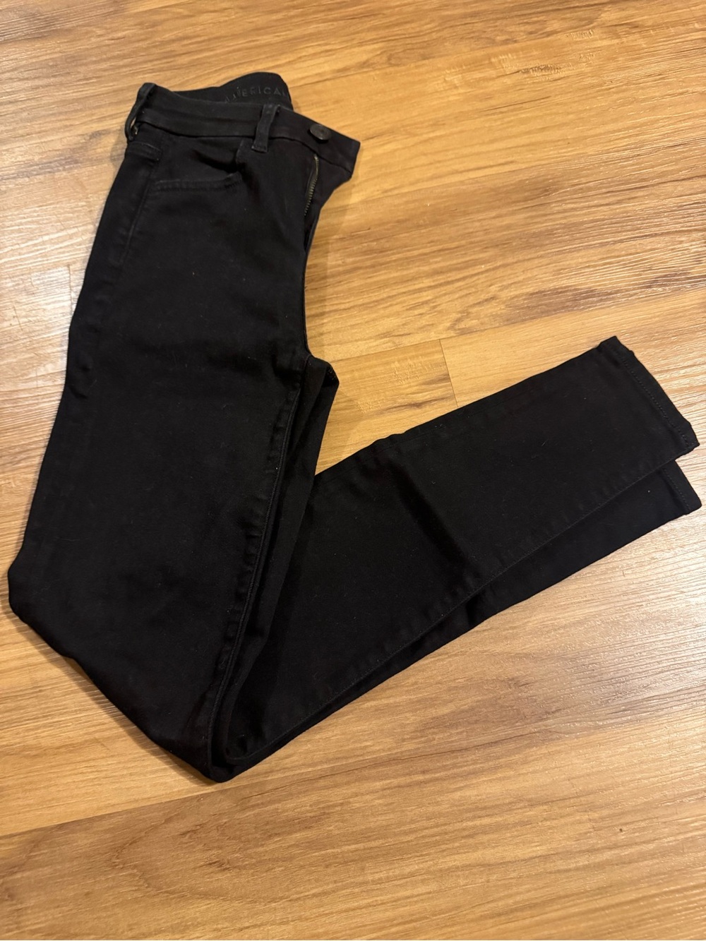 American Eagle Women’s Black Skinny Jeans